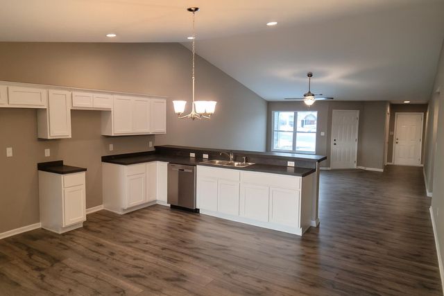 8652 Madison Street, Merrillville, IN 46410