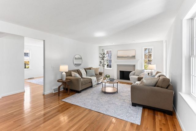 118 Fairway Drive, Attleboro, MA 02703