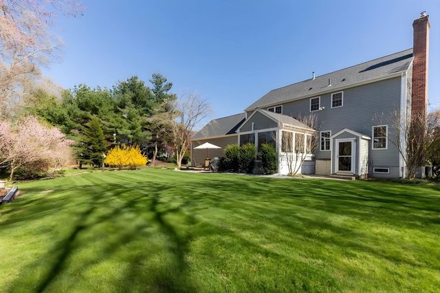 118 Fairway Drive, Attleboro, MA 02703