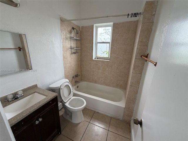 1579 NW 68th Street B, Miami, FL 33147