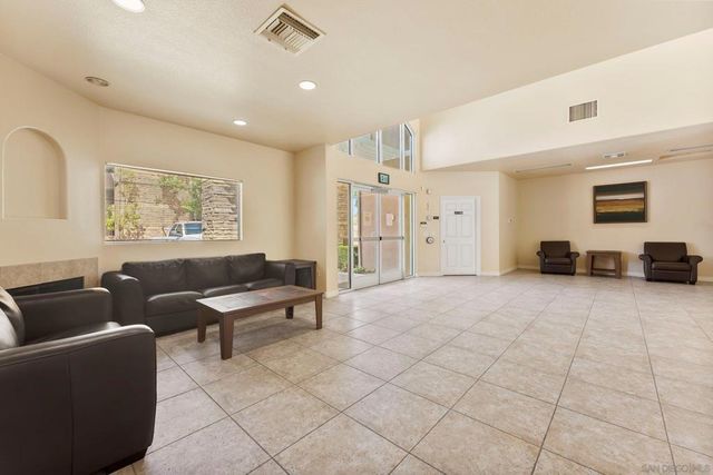 7659 Mission Gorge 86, San Diego, CA 92120