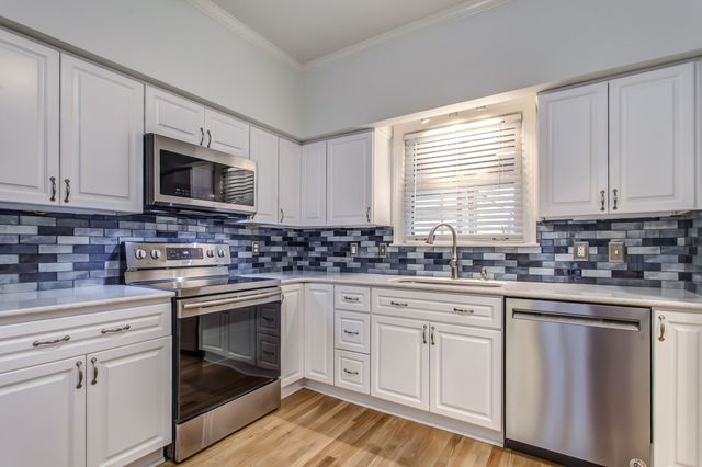 3320 Hillsboro Pike, Nashville, TN 37215