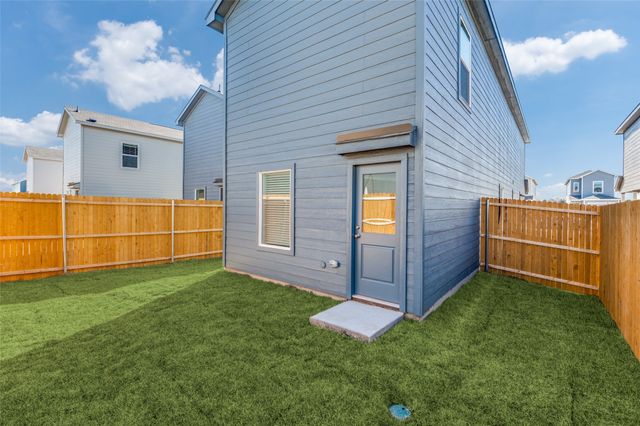 910 Blue Heron Drive, Princeton, TX 75407