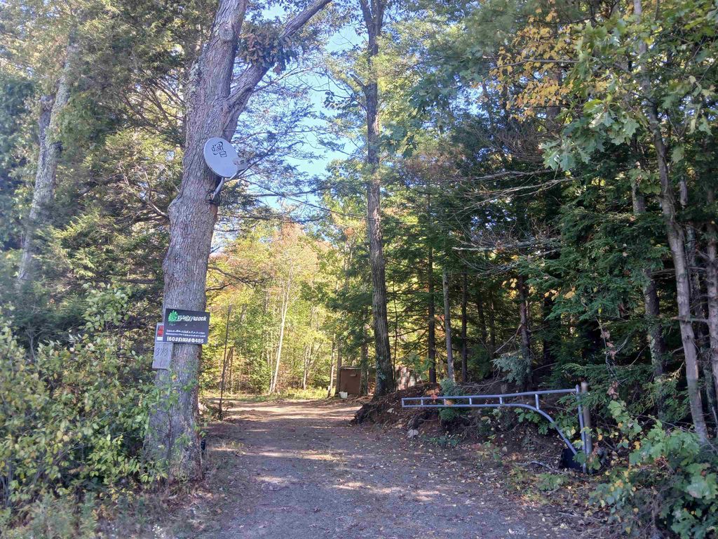 373 Calef Highway, Lee, NH 03861