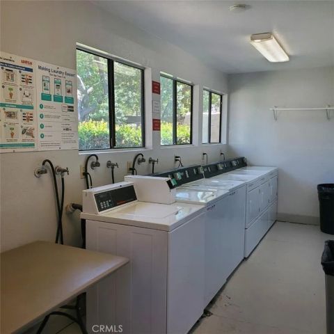 680 N Ashurst Court, Palm Springs, CA 92262