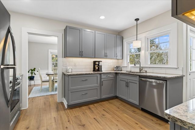 2222 West Street, Proctor, VT 05765