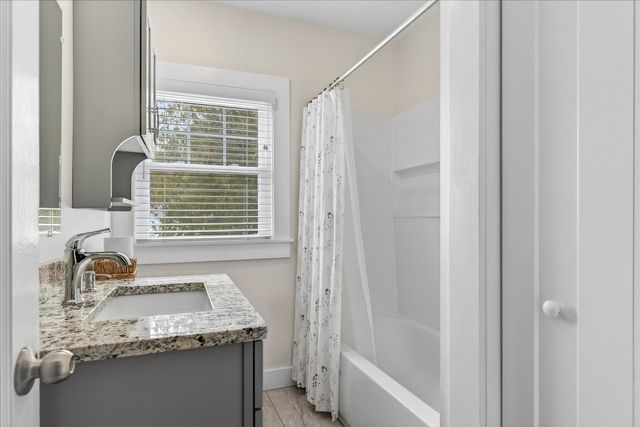 2222 West Street, Proctor, VT 05765