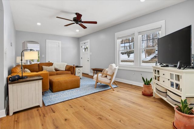 2222 West Street, Proctor, VT 05765