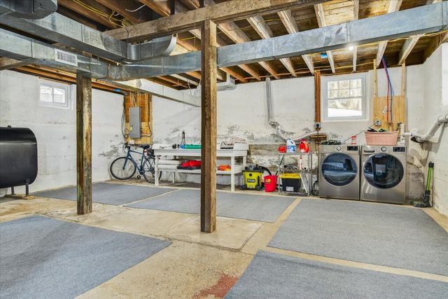 2222 West Street, Proctor, VT 05765