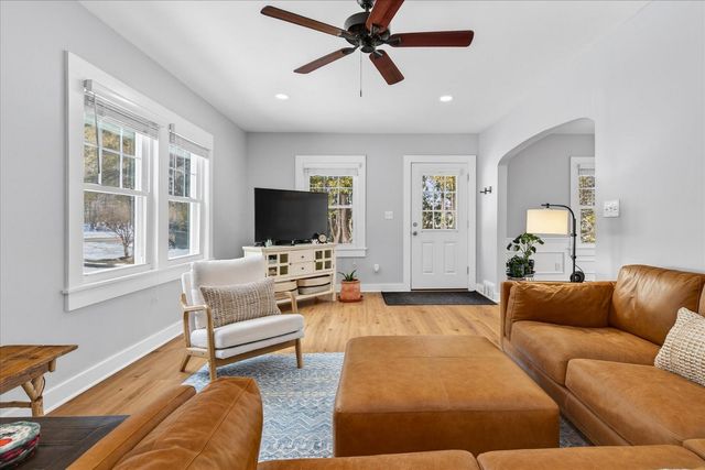 2222 West Street, Proctor, VT 05765