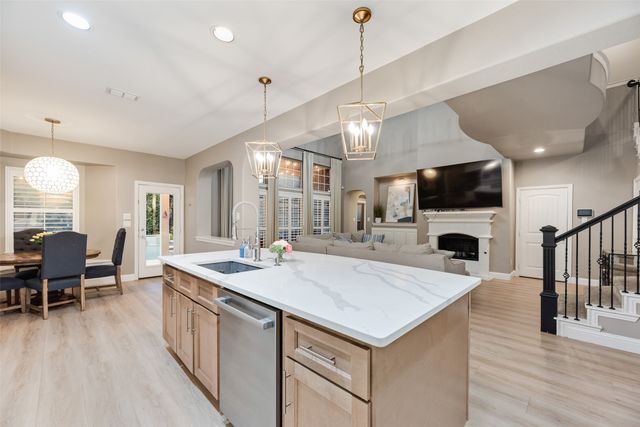 8305 Parish Avenue, Mckinney, TX 75071