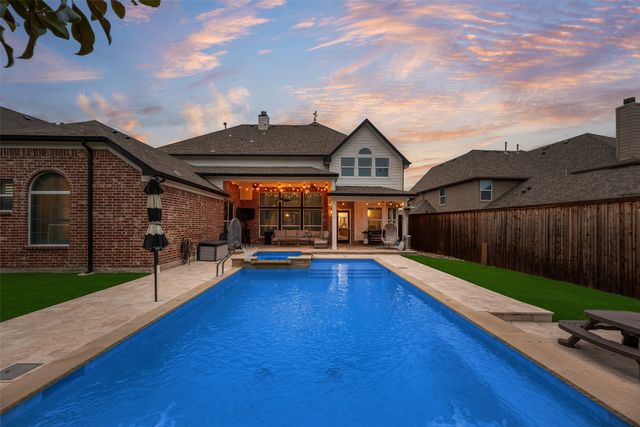 8305 Parish Avenue, Mckinney, TX 75071