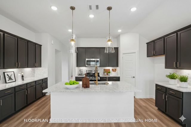 5815 Blazing Light Lane, Fulshear, TX 77441