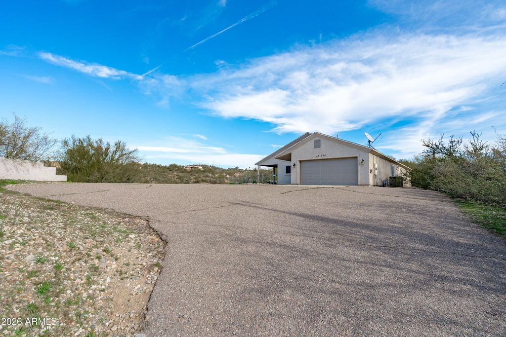 51224 N MOCKINGBIRD Road, Wickenburg, AZ 85390 — photo 4