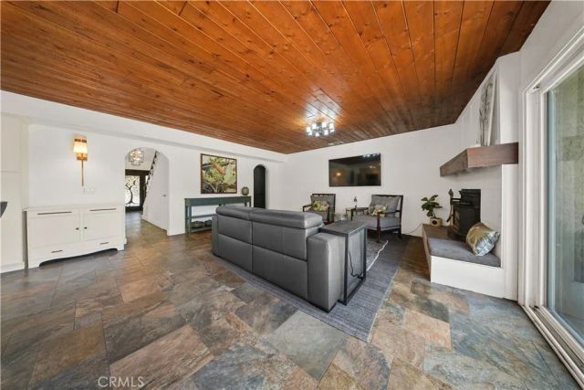 17007 Ranchero Road, Riverside, CA 92504