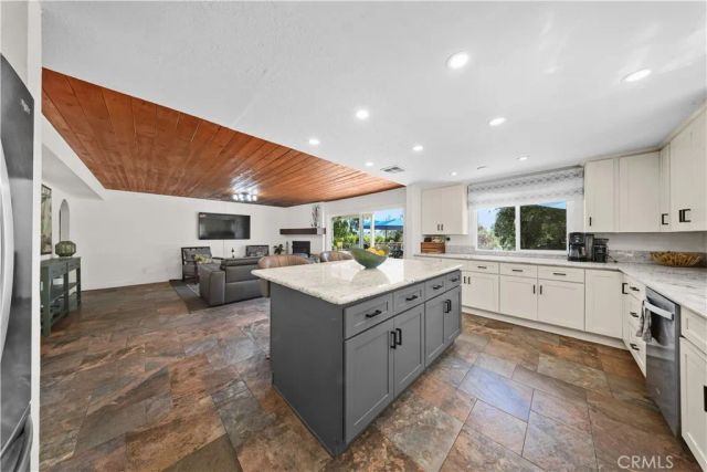 17007 Ranchero Road, Riverside, CA 92504