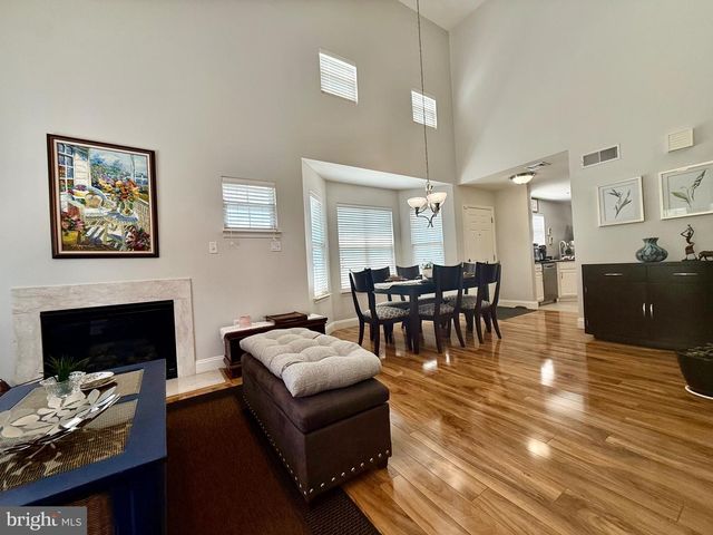 125 MERLIN DR, Hummelstown, PA 17036