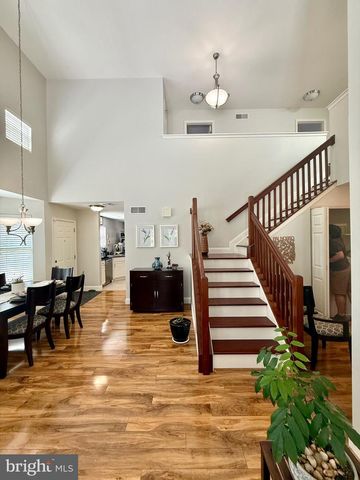 125 MERLIN DR, Hummelstown, PA 17036