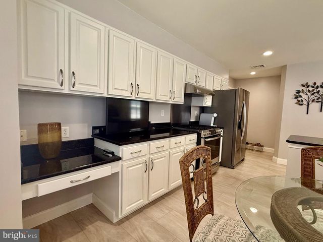 125 MERLIN DR, Hummelstown, PA 17036