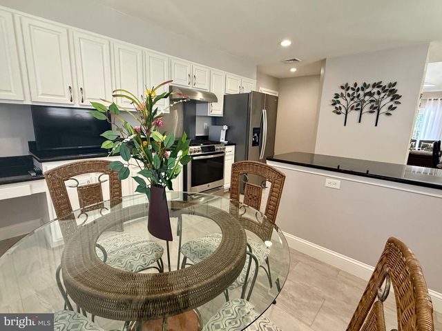 125 MERLIN DR, Hummelstown, PA 17036