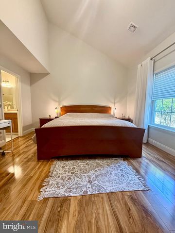 125 MERLIN DR, Hummelstown, PA 17036