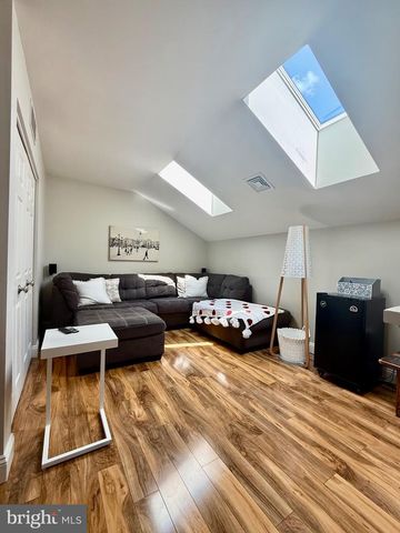 125 MERLIN DR, Hummelstown, PA 17036