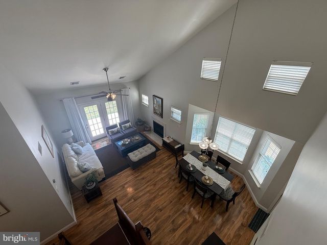 125 MERLIN DR, Hummelstown, PA 17036