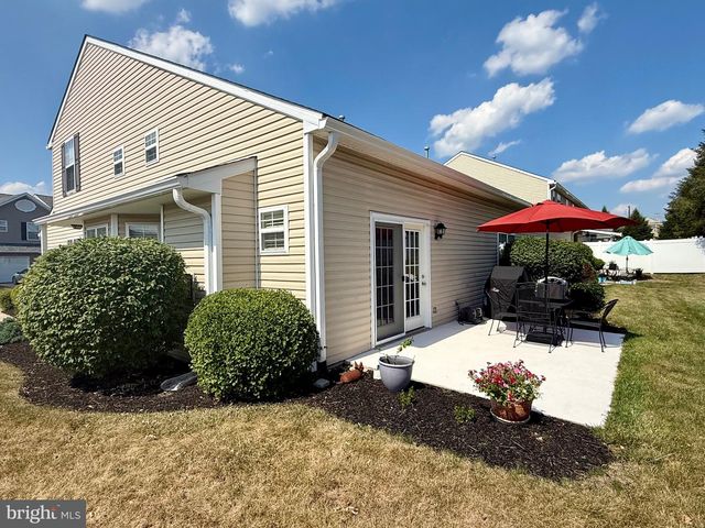125 MERLIN DR, Hummelstown, PA 17036