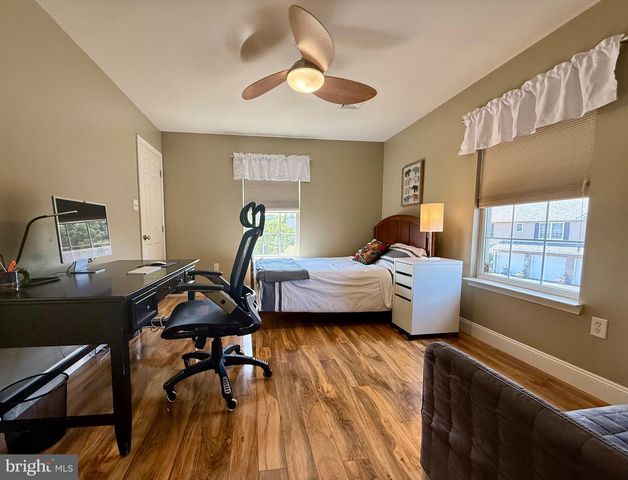 125 MERLIN DR, Hummelstown, PA 17036