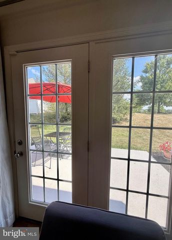 125 MERLIN DR, Hummelstown, PA 17036