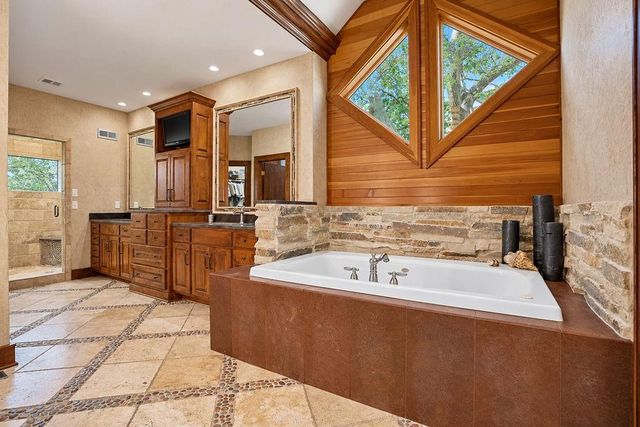 26515 W 110th Street, Olathe, KS 66061