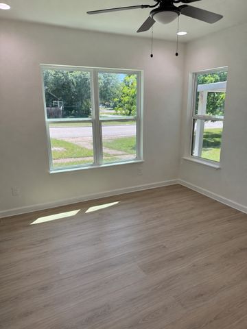 508 Virginia Street, Graham, TX 76450