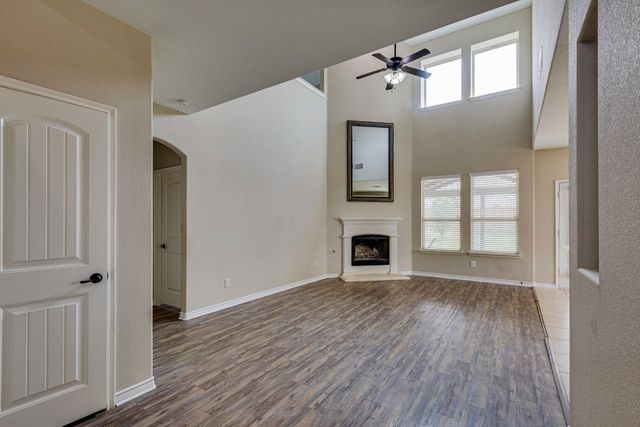 200 Armstrong Lane, Lavon, TX 75166
