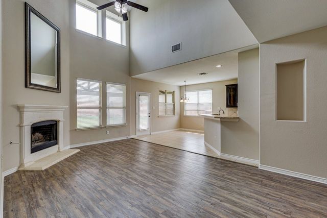 200 Armstrong Lane, Lavon, TX 75166