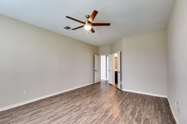 200 Armstrong Lane, Lavon, TX 75166