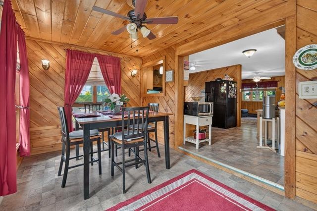 21 Timothy St, Fairhaven, MA 02719