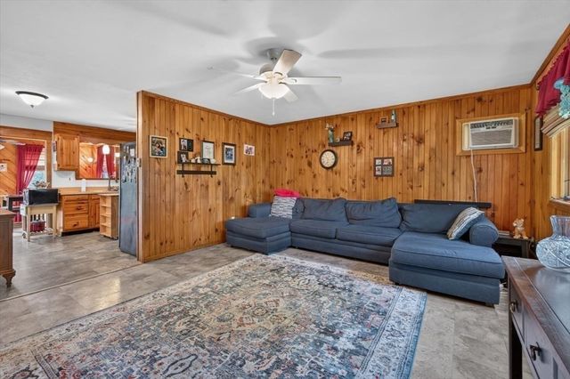 21 Timothy St, Fairhaven, MA 02719