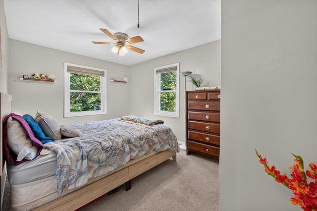 21 Timothy St, Fairhaven, MA 02719