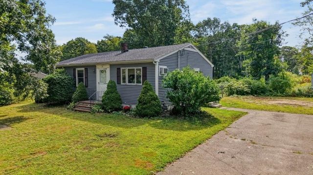 21 Timothy St, Fairhaven, MA 02719