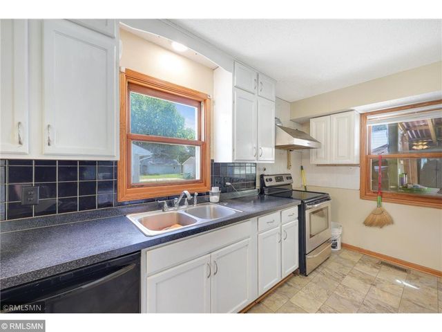 1066 Beatrice Street, Eagan, MN 55121