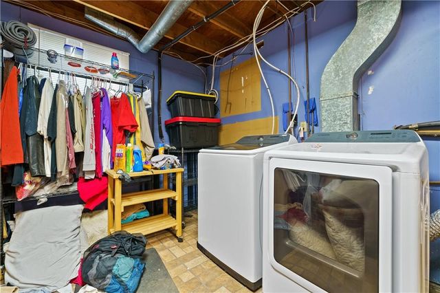 6521 W 49th Street, Mission, KS 66202