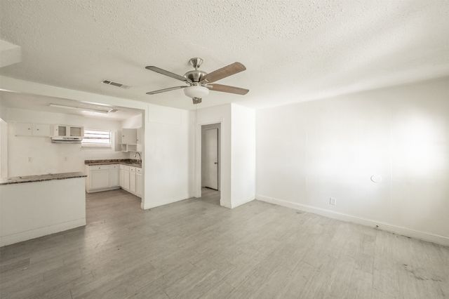 312 N Sam Houston Road, Mesquite, TX 75149
