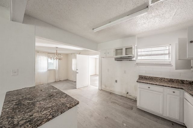312 N Sam Houston Road, Mesquite, TX 75149