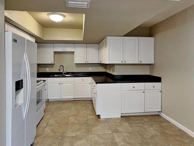 122 VAN DYCK DRIVE, Nokomis, FL 34275