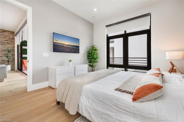 850 Central AVE # 311, Naples, FL 34102