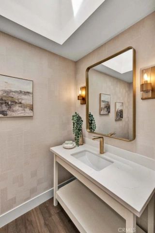907 Cercis Place, Newport Beach, CA 92660