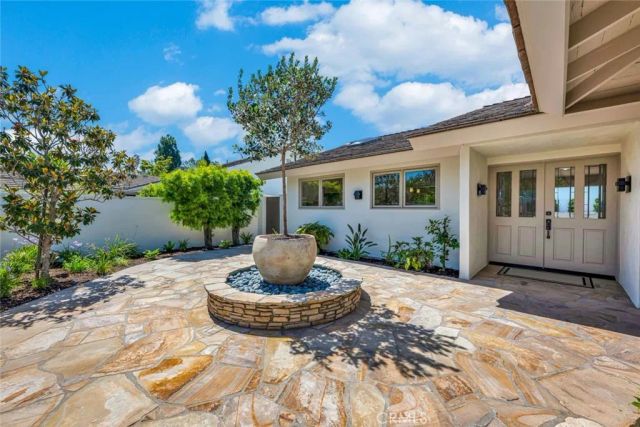 907 Cercis Place, Newport Beach, CA 92660