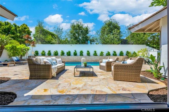 907 Cercis Place, Newport Beach, CA 92660