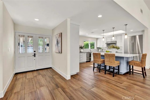 907 Cercis Place, Newport Beach, CA 92660
