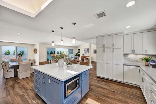 907 Cercis Place, Newport Beach, CA 92660